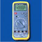 直流電壓； 交流電壓；直流電流；交流電流；電阻;電容；頻率；溫度；帶蜂鳴器通斷測試;二極管測試;晶體管hFE測試. RS232C串行通訊接口． 