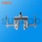 SJJ-15實驗夾具 ,適用范圍：木塊、玻璃、皮革、紙張等片狀，塊狀物的拉力、破壞力測試。 最大負(fù)荷：5000N
 
