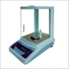 JA-1003P 電子精密天平,新一代電磁式稱量傳感器，使產(chǎn)品的精度有了可靠保障。具有全自動故障檢測，自動校準，超載保護等多種應用程序。電源變壓器外置，減少溫度對天平稱量的影響.內(nèi)置RS232C接口，可直接連接計算機，打印機等。稱量范圍:0-100g.可讀性:1mg.稱盤尺寸:ф80mm
