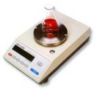 MP200A 電子精密天平,新一代電磁式稱量傳感器，使產(chǎn)品的精度有了可靠保障。具有全自動(dòng)故障檢測(cè)，自動(dòng)校準(zhǔn)，超載保護(hù)等多種應(yīng)用程序,內(nèi)置RS232C接口，設(shè)有計(jì)件、百分比、單位轉(zhuǎn)換等功能、可直接連接計(jì)算機(jī)、打印機(jī)等。最大稱量:210g;可讀性:1mg 
