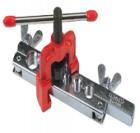 擴(kuò)管器: 擴(kuò)孔直徑范圍從3/16"至5/8"。擴(kuò)孔器由鑄造的擴(kuò)孔支架和呈45?角的鋁制V形擴(kuò)孔組成
