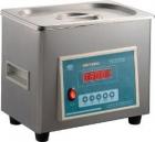 SB-120D型超聲波清洗機(jī),內(nèi)槽尺寸：240×140×100mm ,容量：3L . 工作頻率：40KHz. 超聲功率：120WL.時(shí)間可調(diào)：1-600min. 數(shù)顯累計(jì)時(shí)間：99999h
 