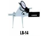 LB-14 針盤式內(nèi)測卡規(guī).測量范圍:100-150MM,最小讀數(shù):0.01MM.測量喉深:70MM,測頭高度:7MM