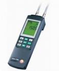 testo 521-1差壓儀, 0 ~ 100hPa,包括電池和標(biāo)定證書，testo 521-1壓力儀，適用于測量差壓，如過濾器內(nèi)壓力下降、檢測風(fēng)扇或抽力設(shè)備。通過內(nèi)置壓力傳感器，用皮托管測量5～100 m/s 風(fēng)速。外接100 Pa探頭可測量1～12 m/s風(fēng)速量程。