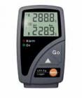 testo 174-T4溫度電子記錄儀，可外接4個(gè)溫度探頭，用于同時(shí)測(cè)量不同地點(diǎn)的溫度。K型(NiCr-Ni)(溫度)-195.0...1000.0 °C。T型(Cu-CuNi)(溫度)：-200.0 ... 400.0 °C
 
 