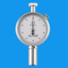 功 能：
LX邵氏C型硬度計(jì)是測(cè)定壓縮率為 50% 時(shí)應(yīng)力為 0.5kg/c㎡ 以上的含有發(fā)泡濟(jì)制成的橡塑微孔材料硬度，也可用于類似硬度的其他材料。
