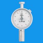 功 能：
LX邵氏C型硬度計(jì)是測(cè)定壓縮率為 50% 時(shí)應(yīng)力為 0.5kg/c㎡ 以上的含有發(fā)泡濟(jì)制成的橡塑微孔材料硬度，也可用于類似硬度的其他材料。
