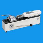 說明： 
ADL端子拉力測試儀是我公司針對線束及電子行業(yè)研制開發(fā)的一種檢測設(shè)備，專用于檢測各種線束接線端子的拉脫力?？膳渲肗K、HF推拉力計和專用夾具，本儀器具有設(shè)備小巧、控制準(zhǔn)確、測量精度高、試件裝夾方便、操作簡單等特點，是線束生產(chǎn)廠家確保產(chǎn)品質(zhì)量的理想設(shè)備。
