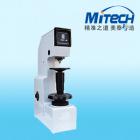 主要特點：

●     構造堅固、剛性好、精確、可靠、耐用，測試效率高；
●     電子式換向開關；
●     高精度讀數顯微鏡測量系統(tǒng)；
●     廣泛適用于生產現場中的品質監(jiān)控，工作環(huán)境適應性強；
●     精度符合GB/T231.2、ISO 6506-2和美國ASTM E10。
